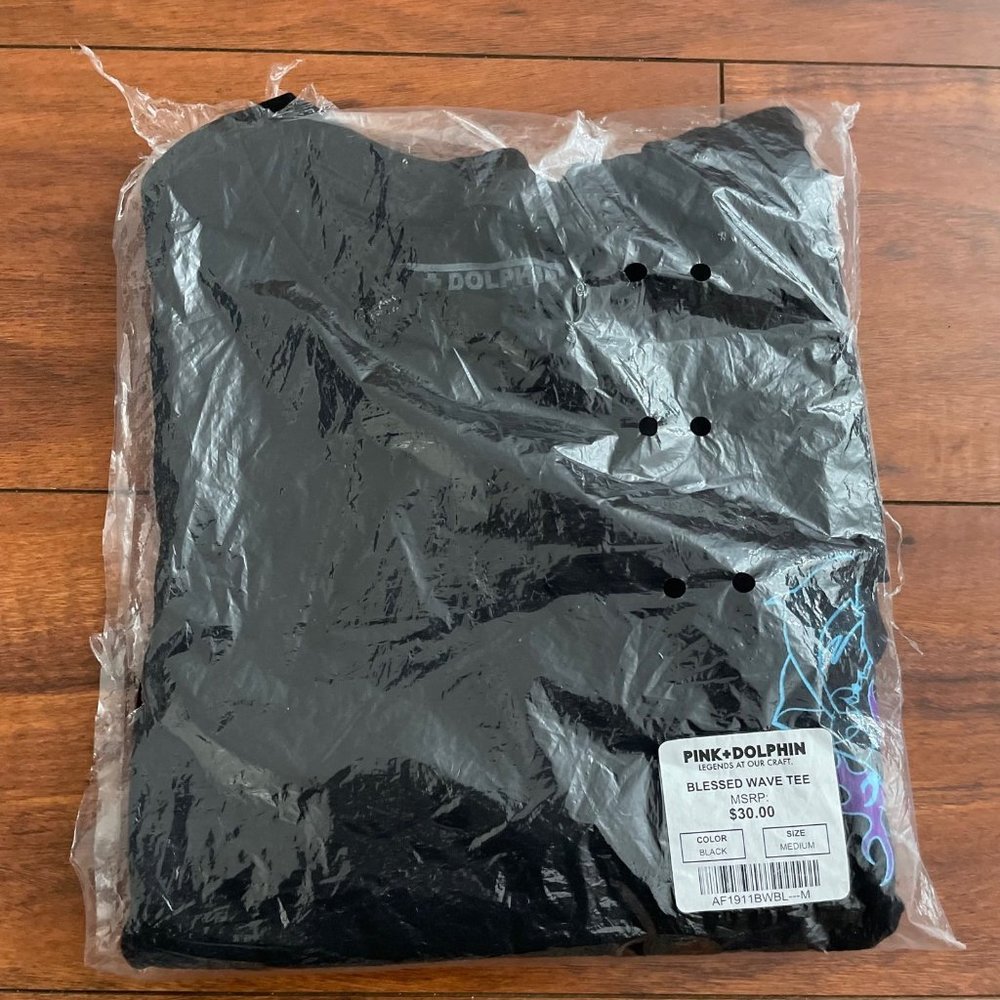 NWT PINK DOLPHIN BLACK BLESSED WAVE TEE SZ MEDIUM M - Picture 6 of 6
